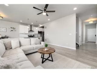 Photo #3: 9901056 Listing