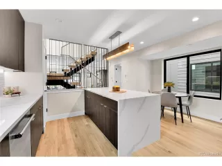 Photo #5: 9901627 Listing 