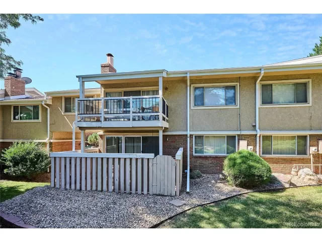 MLS: 9901723 Condo For Sale