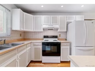 Photo #5: 9901723 Listing