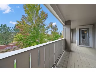 Photo #5: 9905453 Listing