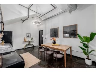 Photo #6: 9906509 Listing 