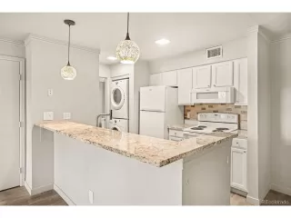 Photo #5: 9907248 Listing