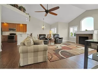 Photo #3: 9911723 Listing 