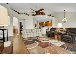 Photo #4: 9911723 Listing 