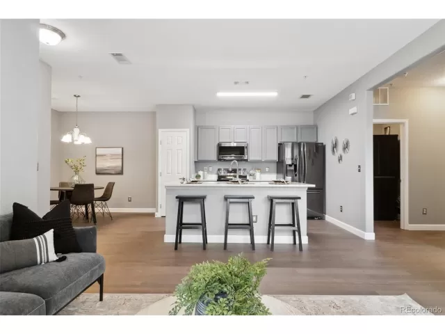 MLS: 9914001 Condo For Sale