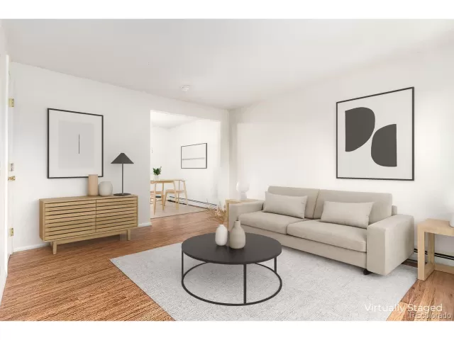 MLS: 9914531 Condo For Sale