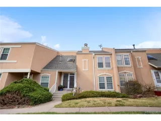 Photo #5: 9917330 Listing