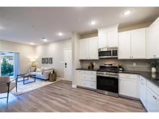 Photo #5: 9918313 Listing 