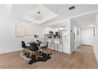 Photo #4: 9919319 Listing