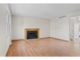 Photo #2: 9921185 Listing