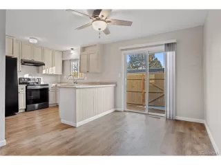 Photo #3: 9921185 Listing