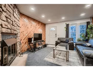 Photo #4: 9921646 Listing 