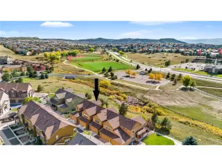 Photo #5: 9922350 Listing