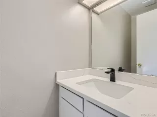 Photo #6: 9924236 Listing