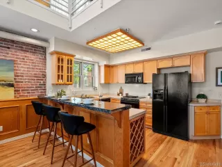 Photo #4: 9925596 Listing 