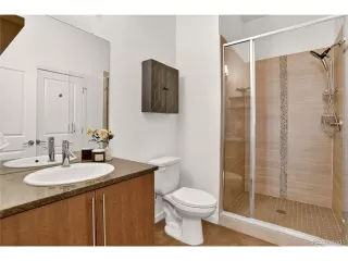 Photo #5: 9928193 Listing 