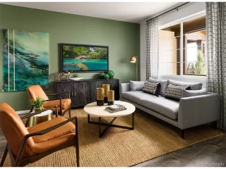 Photo #4: 9929128 Listing