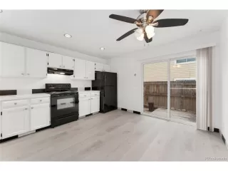 Photo #5: 9930418 Listing 