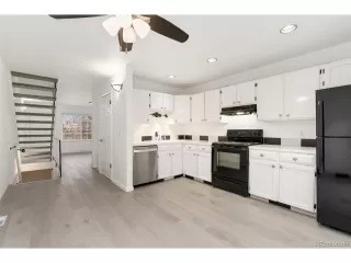 Photo #6: 9930418 Listing 