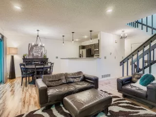 Photo #2: 9931588 Listing 