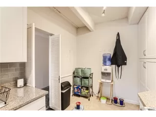 Photo #4: 9935240 Listing 