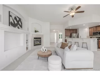 Photo #2: 9935832 Listing