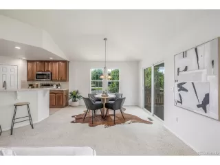 Photo #4: 9935832 Listing