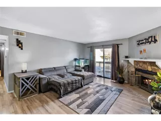 Photo #6: 9936363 Listing 