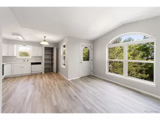 Photo #2: 9937767 Listing 