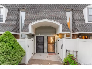 Photo #2: 9941555 Listing