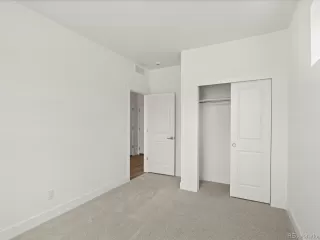 Photo #4: 9947279 Listing