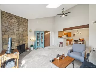 Photo #3: 9947495 Listing