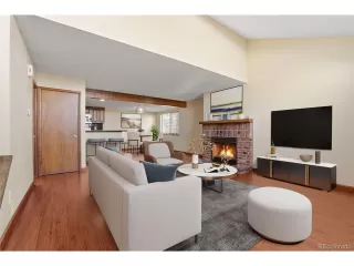 Photo #3: 9948595 Listing