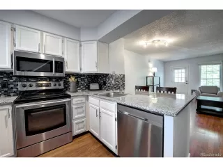 Photo #3: 9948635 Listing