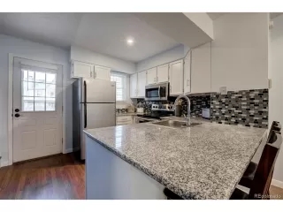 Photo #4: 9948635 Listing