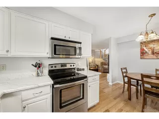 Photo #5: 9949307 Listing 