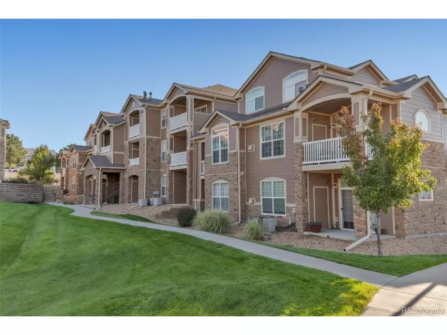 MLS: 9951800 Condo For Sale