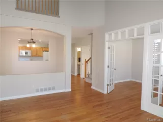 Photo #3: 9953245 Listing