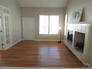 Photo #5: 9953245 Listing