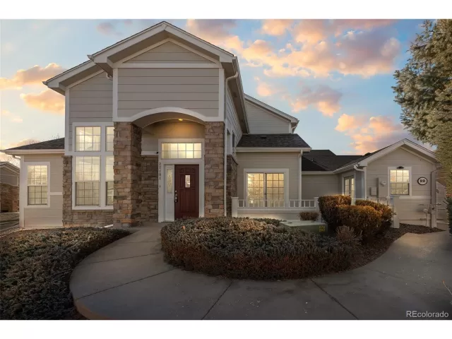 MLS: 9954257 Condo For Sale