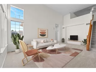 Photo #5: 9954257 Listing