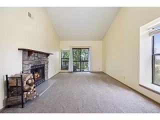 Photo #4: 9954739 Listing