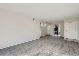 Photo #4: 9956079 Listing