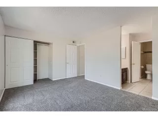 Photo #5: 9956079 Listing