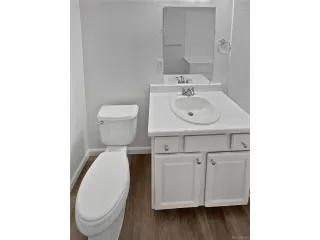 Photo #6: 9957013 Listing