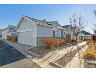 Photo #5: 9957782 Listing 