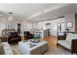 Photo #4: 9958272 Listing 