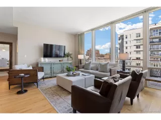 Photo #5: 9958272 Listing 