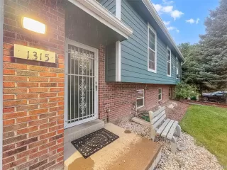 Photo #4: 9958293 Listing